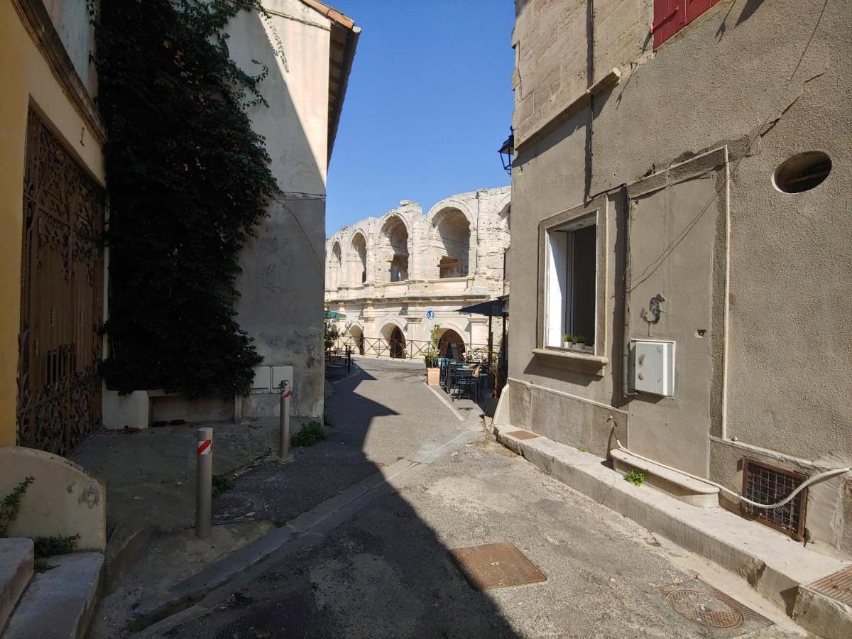 Charmante Maison Arlesienne A L'Ombre Des Arenes, De 2 A 5P ภายนอก รูปภาพ